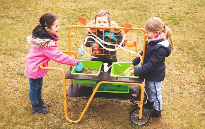 Beleduc Tuinspeelgoed - Rollende Zand- En Watertafel - Afbeelding 10