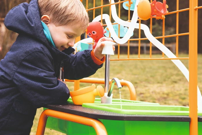 Beleduc Tuinspeelgoed - Rollende Zand- En Watertafel - Afbeelding 14