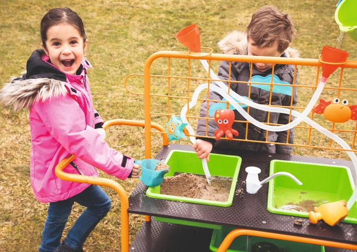 Beleduc Tuinspeelgoed - Rollende Zand- En Watertafel - Afbeelding 13